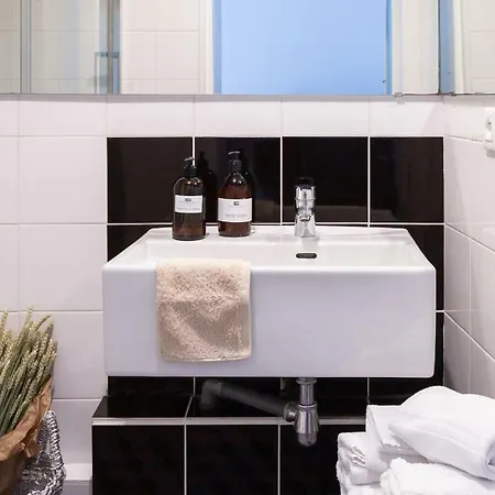 Artisan Lofts Near Marais Apartment *