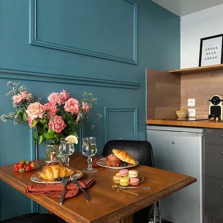 Artisan Lofts Near Marais * Paris