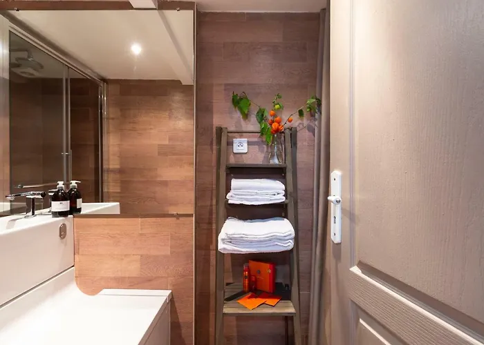 아파트 Artisan Lofts Near Marais *
