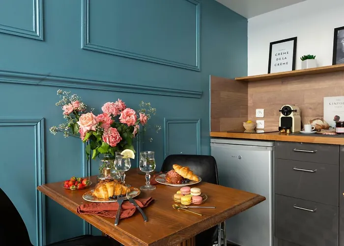 Artisan Lofts Near Marais * 파리