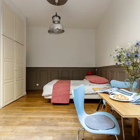 Artisan Lofts Near Marais Parijs
